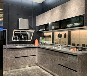 Conception d'armoires de cuisine en acrylique moderne avec support à vin en acier